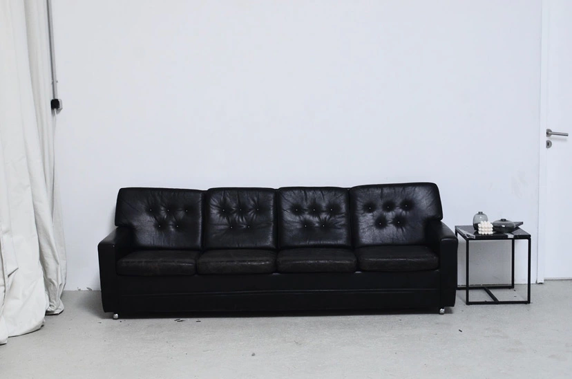 Pros and cons of faux leather furniture