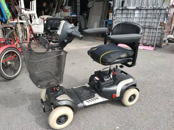 Electric Wheelchairs scooter