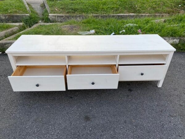 ikea hemnes tv console with 3 drawers