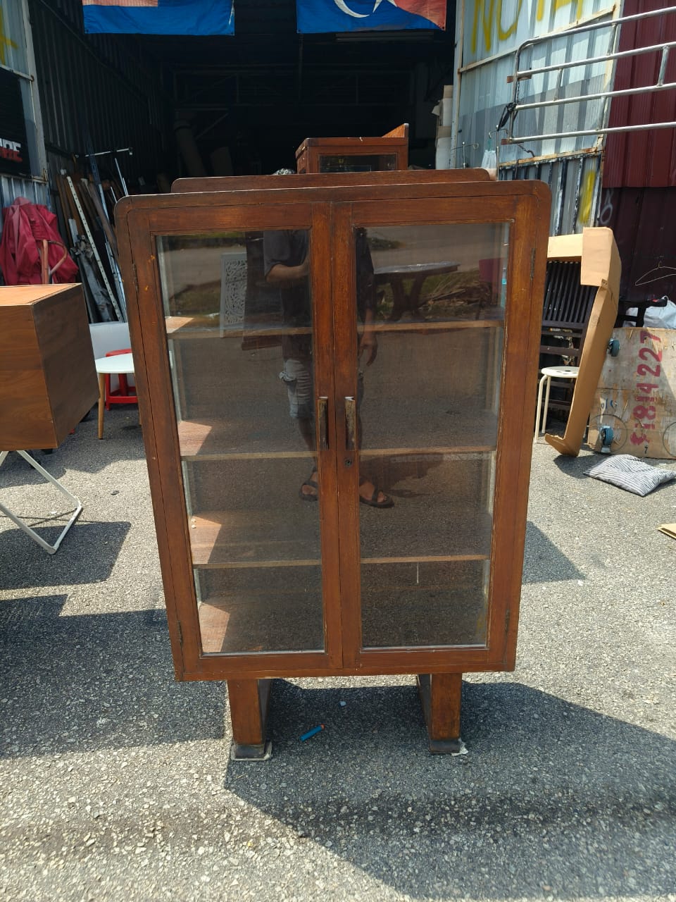 ANTIQUE U LEG DISPLAY CABINET