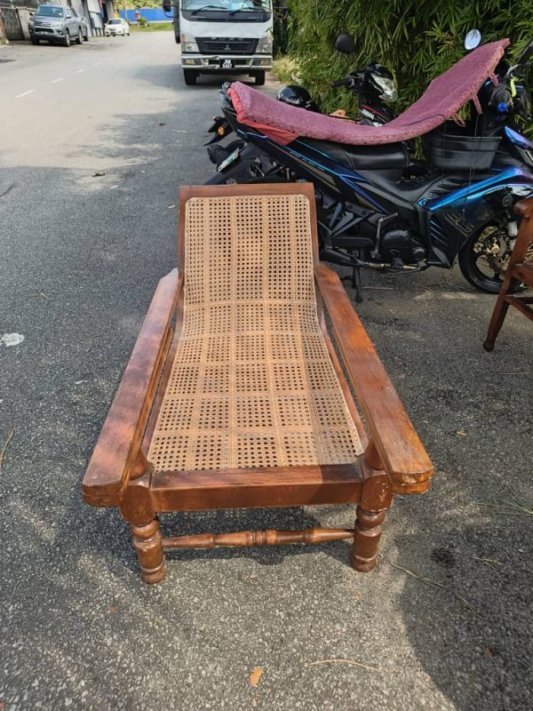 Antique Vintage Planter Chair